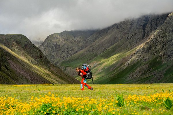 Comment organiser un camping pour une expédition de randonnée dans les Dolomites?
