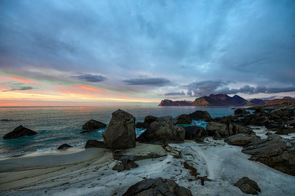 Quels sont les conseils pour un camping en région de forêts pluviales en été?